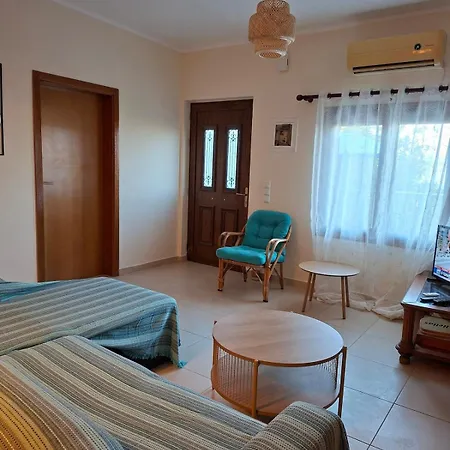 Cosy 2bedroom House Sea View & Garden In בית נופש