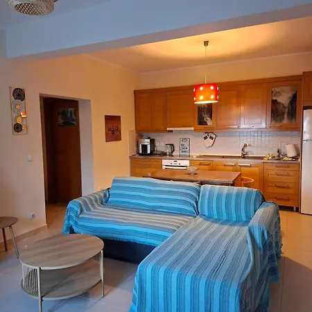 Cosy 2bedroom House Sea View & Garden In