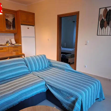 בית נופש Cosy 2bedroom House Sea View & Garden In