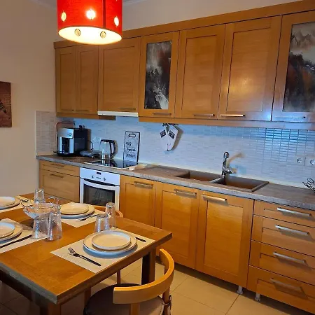 Cosy 2bedroom House Sea View & Garden In בית נופש